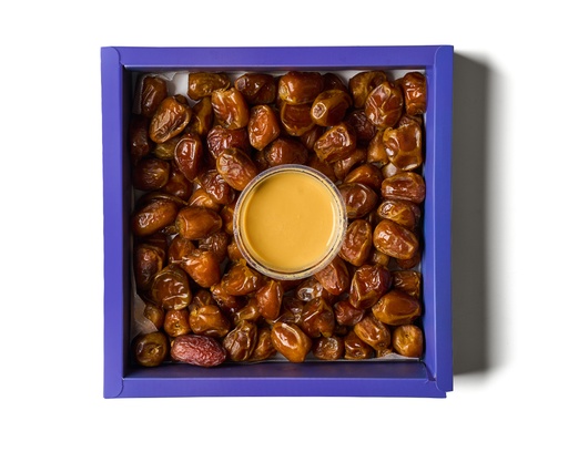 Organic Sukkari Dates With Hardah [Saudi Arabia]